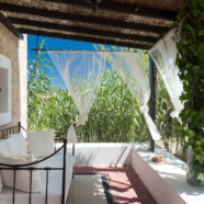 (Español) Hotel rural en Ibiza — Terraza habitación 1
